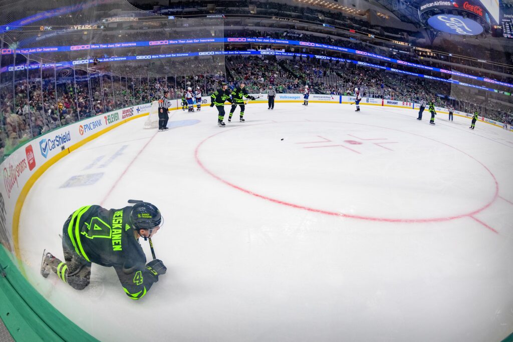 Avalanche topple Stars in relatively routine victory