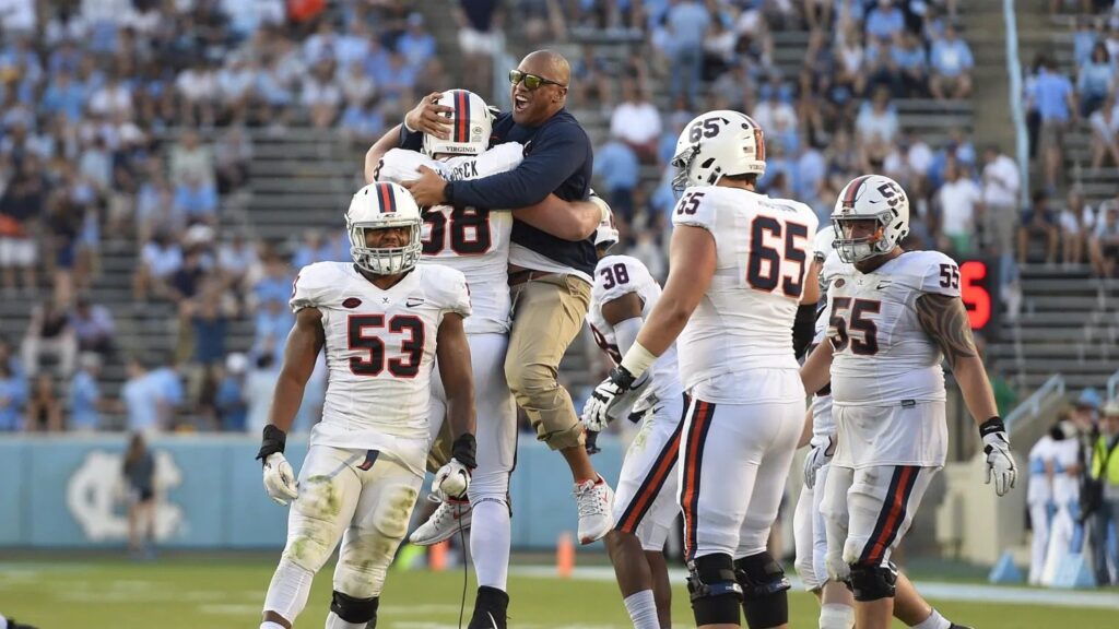 DL coach Vic So’oto is leaving Colorado
