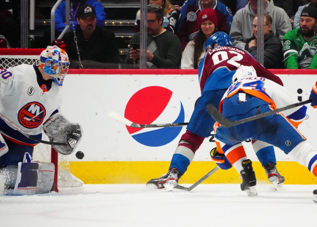 Avs Game 54 Grades: Familiar win