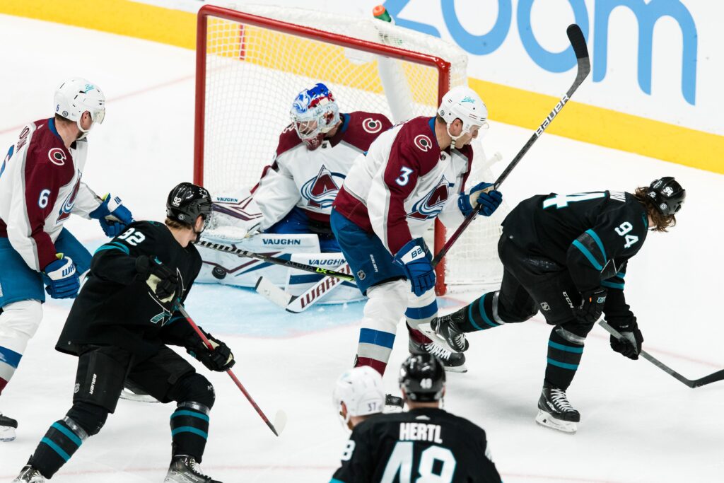 Avs Game 62 Grades: Holding on