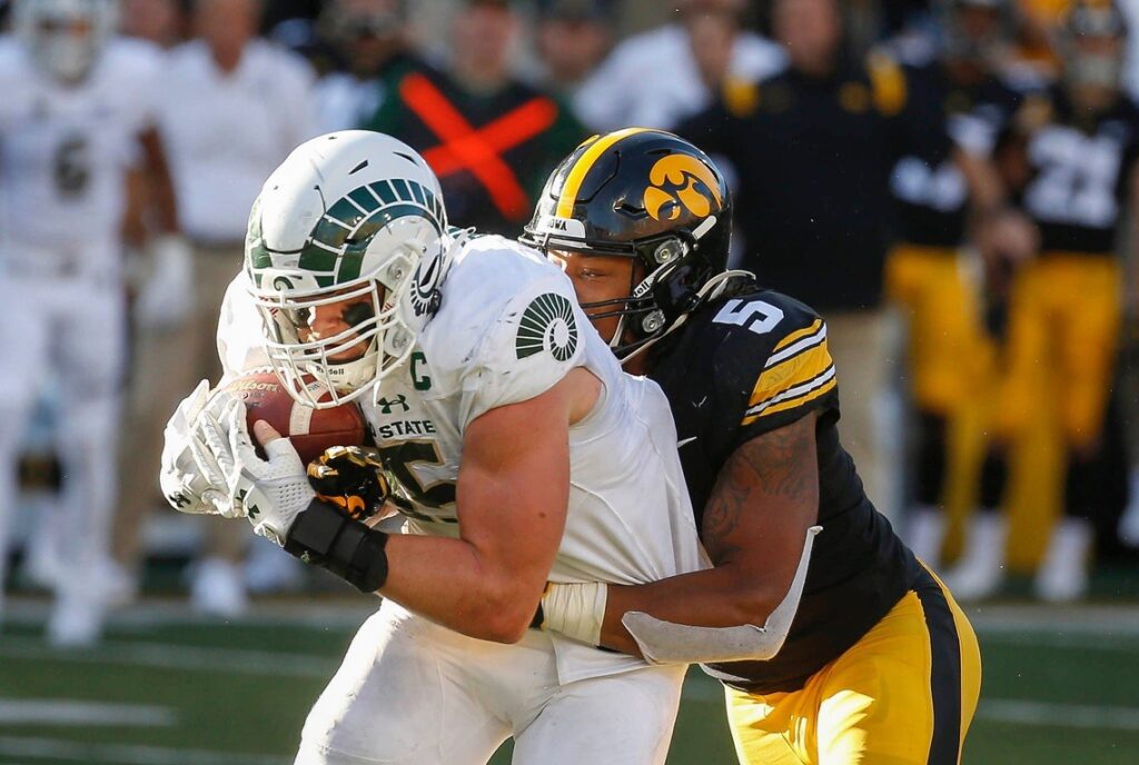 Trey McBride selected by Arizona in the second round of the 2022 NFL Draft