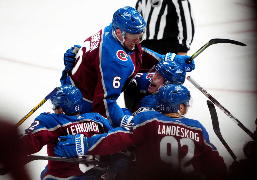 Avs battle rest and rust but grab a 1-0 series lead over Blues