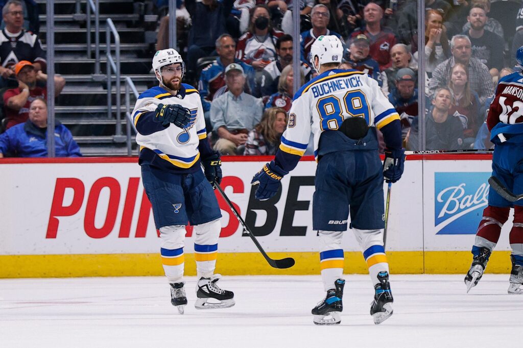 Sluggish Avalanche outplayed by opportunistic Blues in Game 2 loss