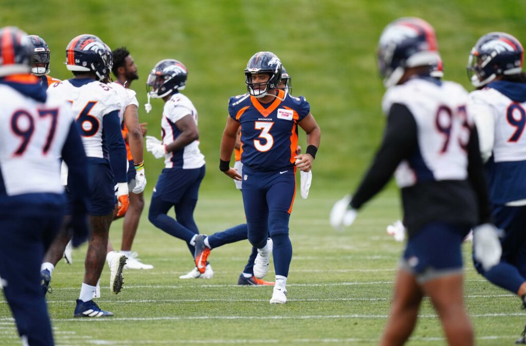 Broncos Roundtable: What’s the bar Denver must cross for 2022 to be a success?
