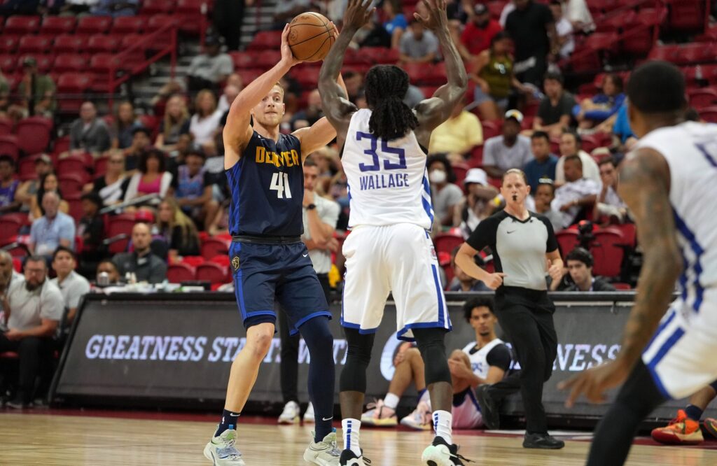 How Jack White earned a two-way contract with the Nuggets