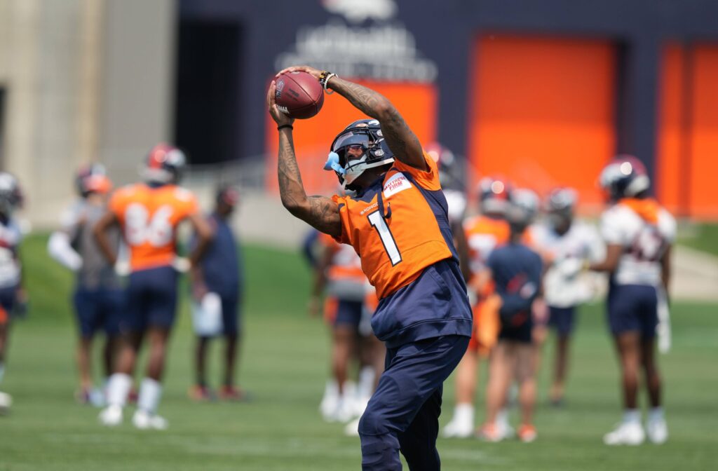 Nathaniel Hackett delivers a lengthy, up-and-down injury update for the Broncos