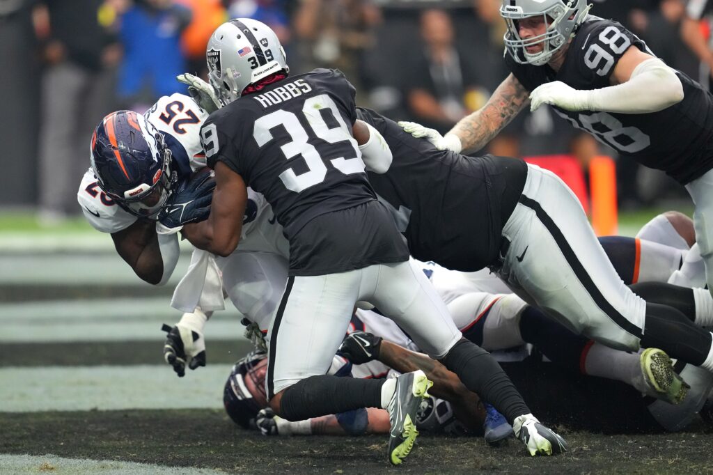 Nathaniel Hackett sends a message to Melvin Gordon after the Broncos 32-23 loss to the Raiders