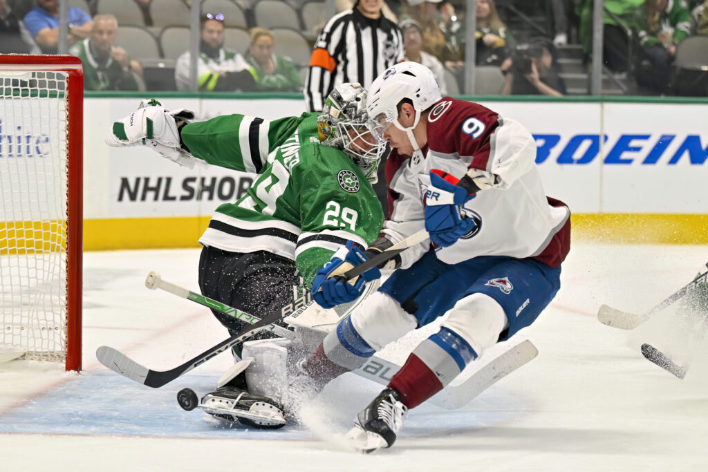 Avalanche top Stars in Dallas behind fresh faces