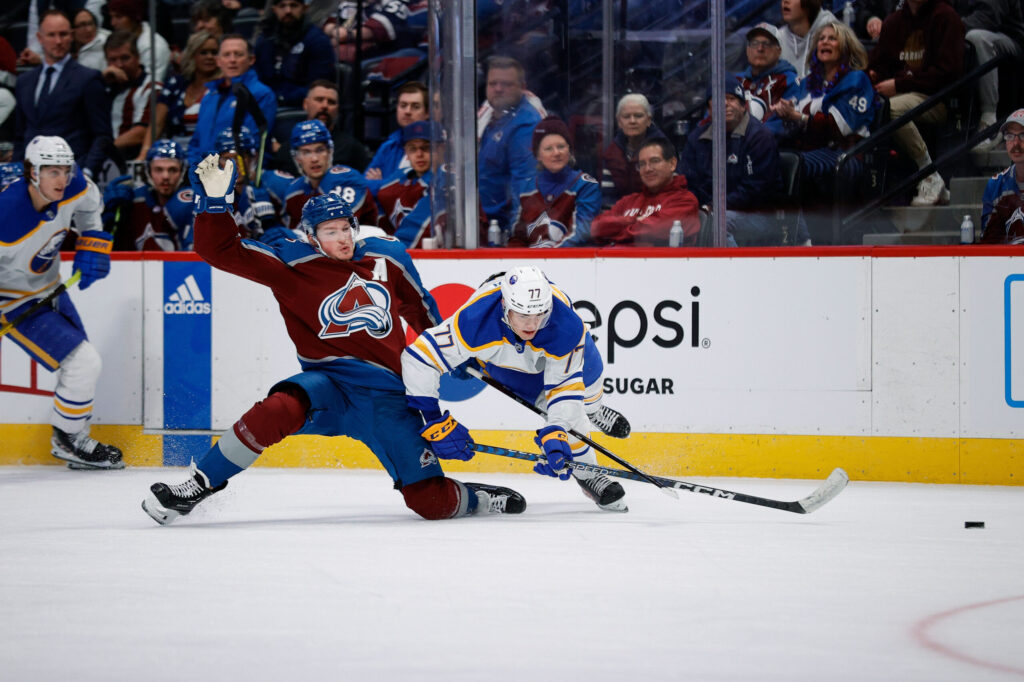 Early mistakes sink Avalanche in loss to Sabres