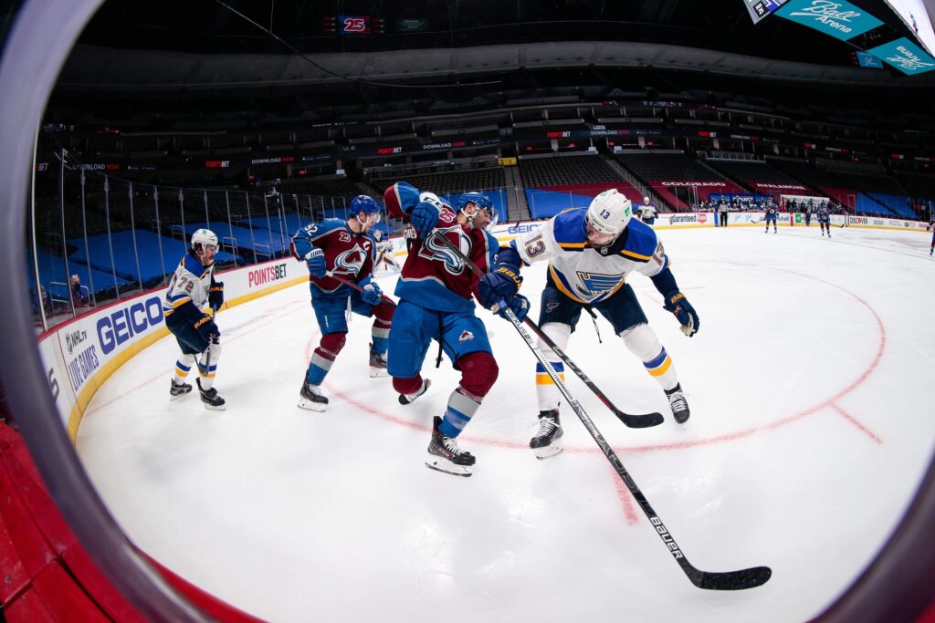 “We just got outworked all over the ice”: Avs season opens with a resounding thud against St. Louis