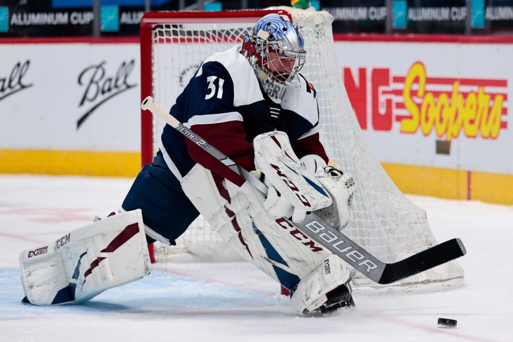 Avs Game 11 Grades: Boring Dub