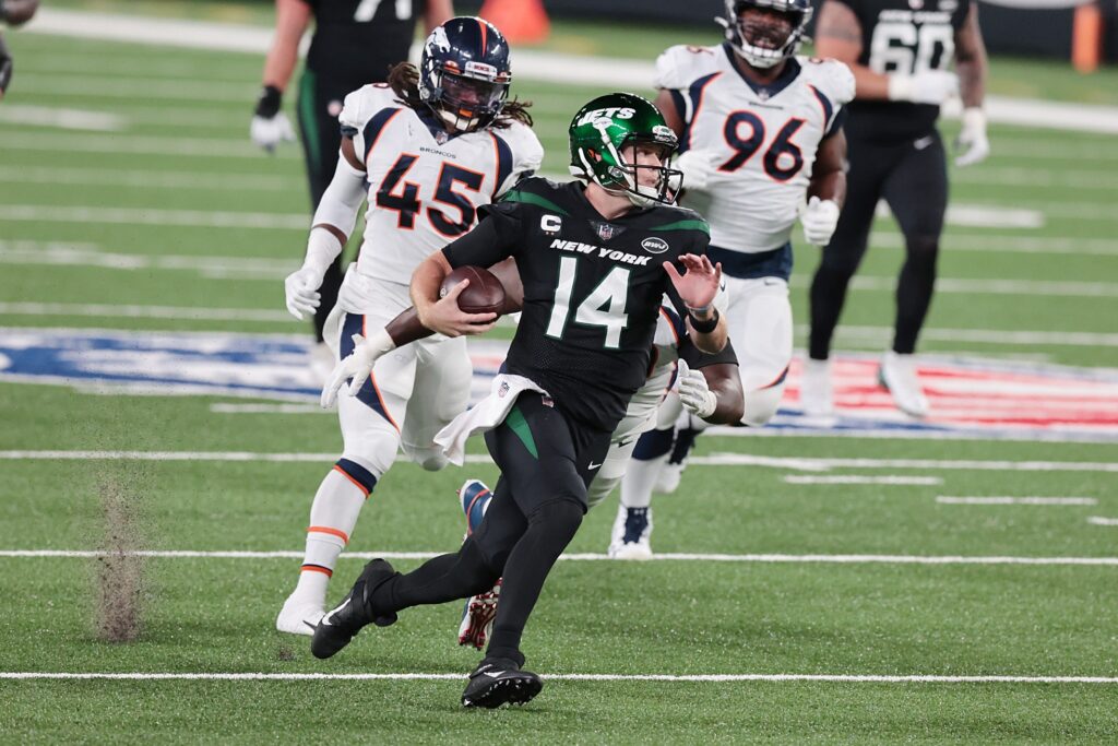 Examining the QB options: Would Sam Darnold be worth a trade?