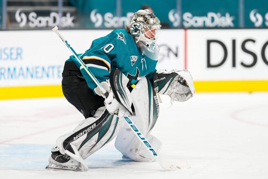Avs add depth in net by acquiring old foe