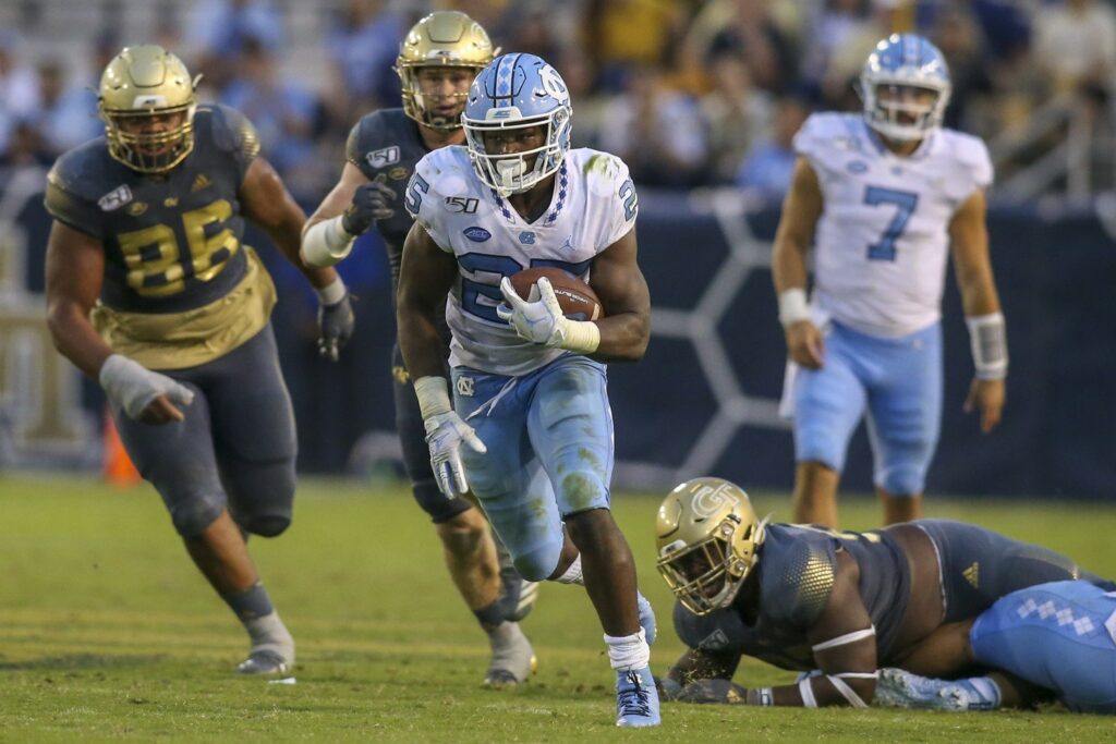 “He’s a gift player”: George Paton believes Javonte Williams is a “special” player in more ways than one