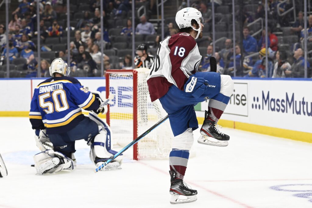 Avalanche win a Blues-style game to push St. Louis to the brink of elimination