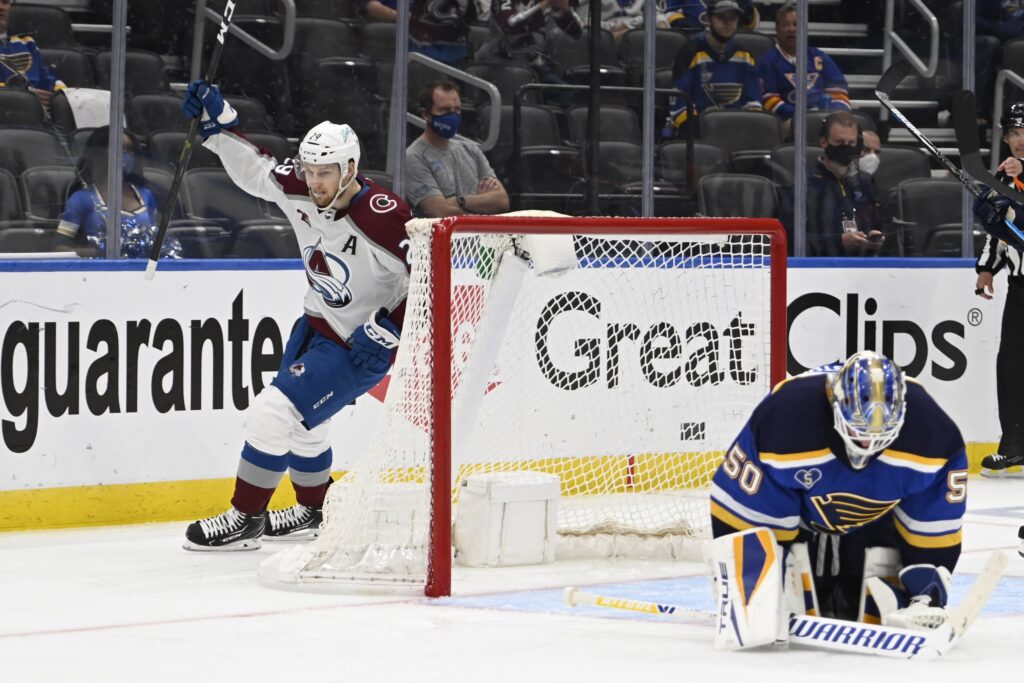 Avalanche sweep aside St. Louis Blues with Game 4 win