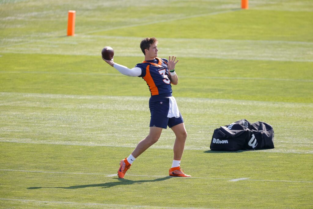 Broncos Quarterback Scoreboard: Drew Lock’s hot start propels him to much-needed win in Sunday’s scrimmage