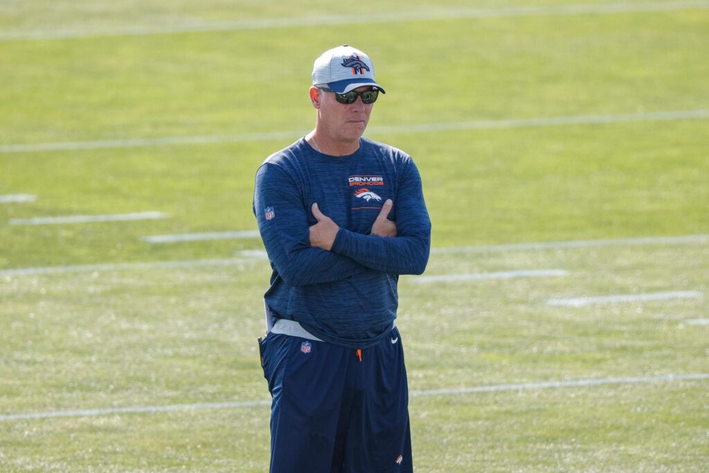 With “concerns” over the Broncos’ offense, Vic Fangio addresses his faith in Pat Shurmur