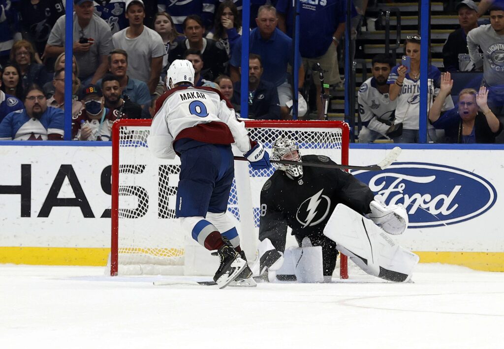 Avs Game 5 Grades: The Stars Strike