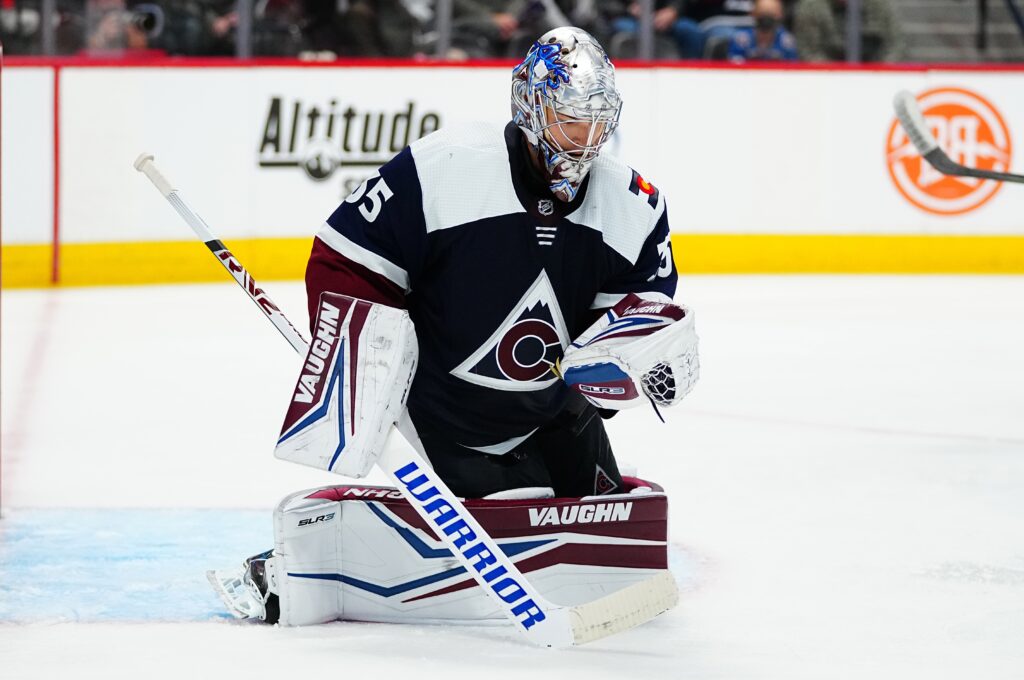 Avs Game 8 Grades: Spooky dub