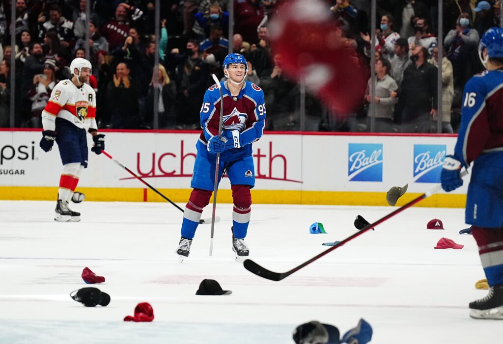 Burakovsky powers Avalanche to a win in a heavyweight bout