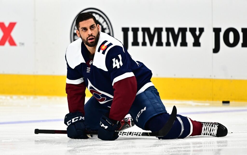 Bellemare looks to take Kaut under his wing during NHL debut