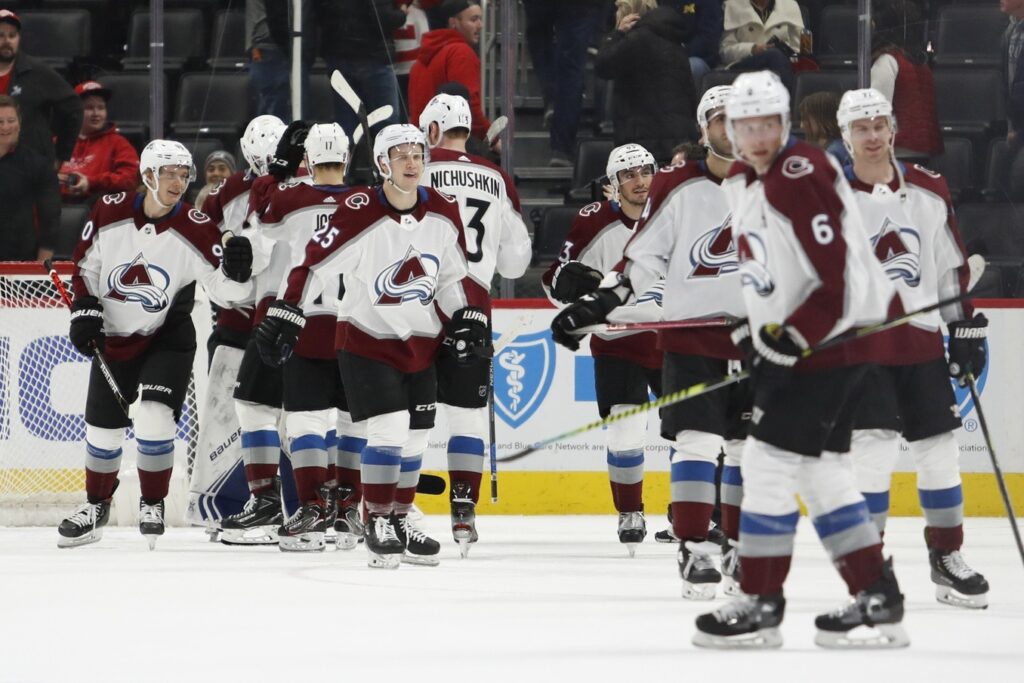 New faces lift Avalanche to unfamiliar places