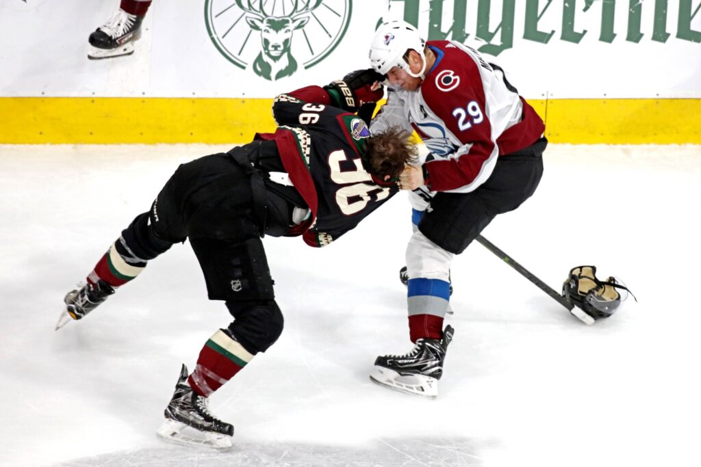 “It was men against boys today”: Avalanche blowout pushes Arizona to the brink of elimination