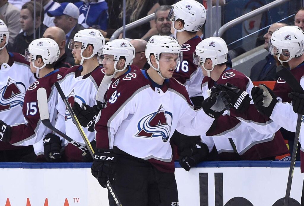 Avs-Maple Leafs grades: Carl to the rescue