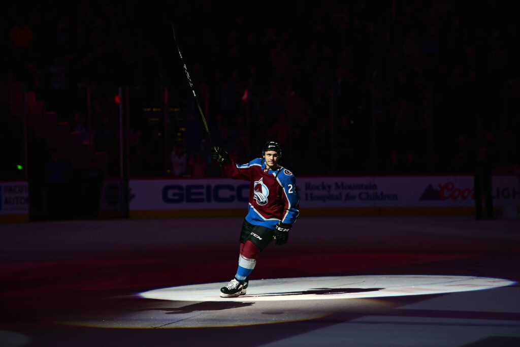 Unlikely hero propels Avalanche to rare home win