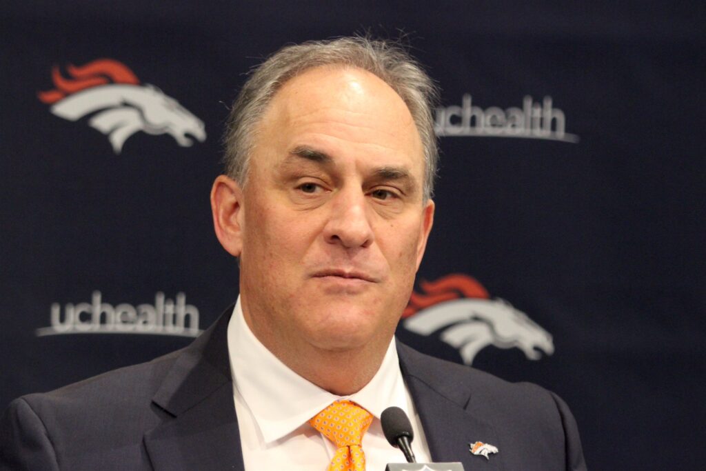 “That’s what coaching is all about”: Former assistant sheds light on Vic Fangio’s greatest strengths