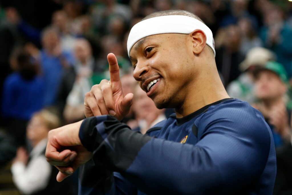 WATCH: Emotional Isaiah Thomas gets first-quarter tribute video, standing ovation in return to Boston