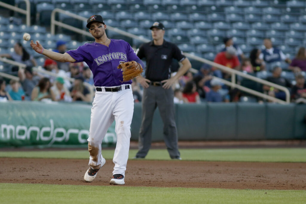 McMahon to the IL; Fuentes called up to make his first big league roster