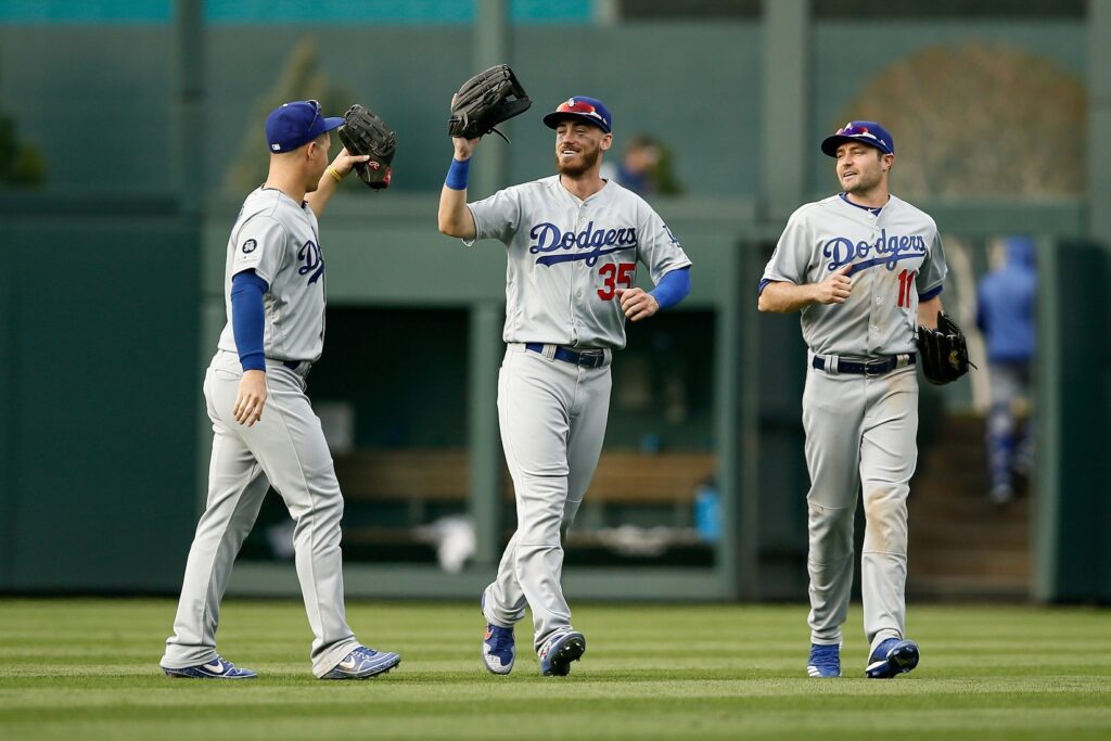 Rockies offense stays stuck in the mud, Dodgers dominate at Coors again