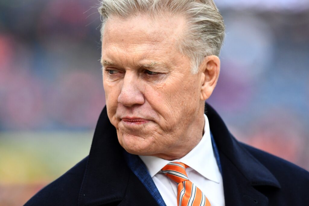 What the Broncos would lose/gain by moving up/back in the draft