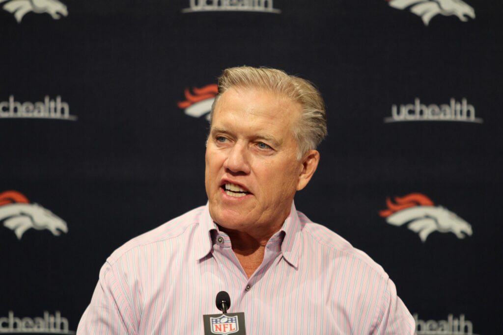 With the draft now behind him, John Elway provides another update to the Chris Harris Jr. situation