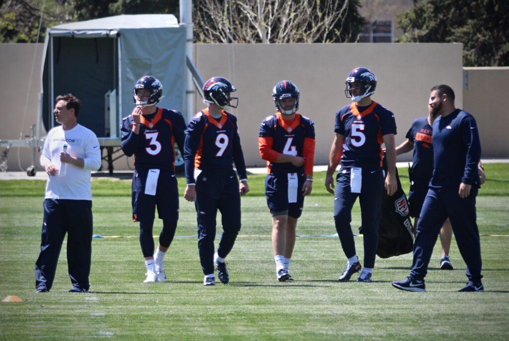 BSN Exclusive: Courtland Sutton breaks down the Broncos’ new quarterback room