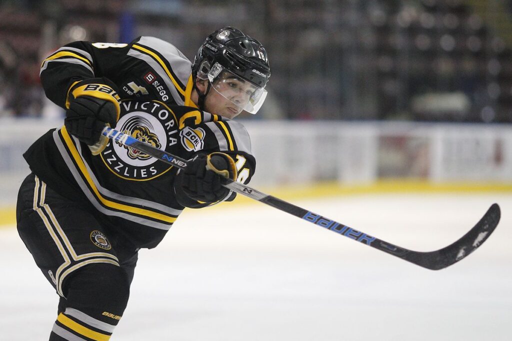 Avs take Newhook with 16th pick