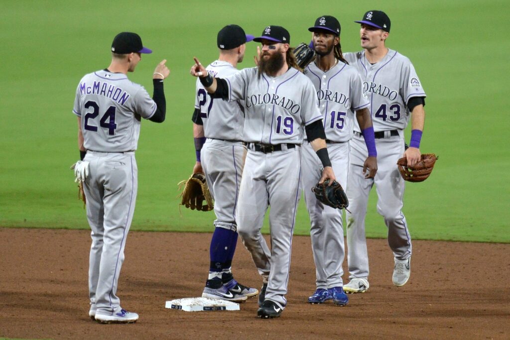 Rockies snap losing streak in San Diego
