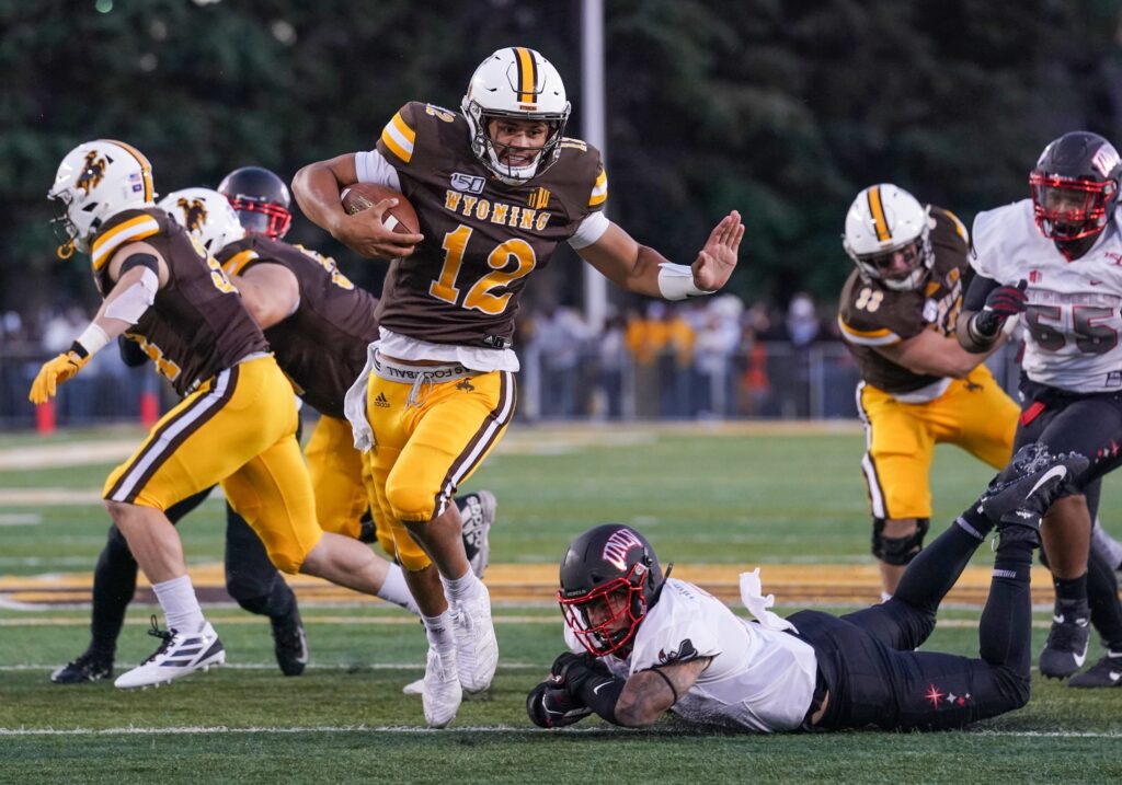 Can the Rams learn from the 2018 Wyoming Cowboys and turn around the season?