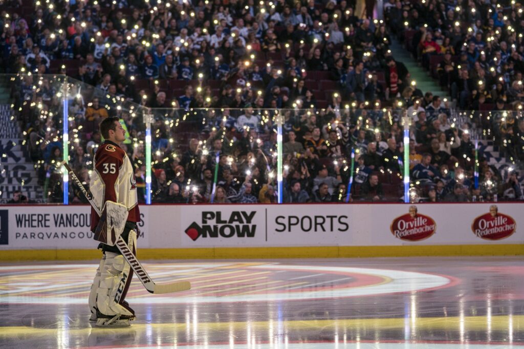 Avalanche win in controversial finish but suffer another key injury