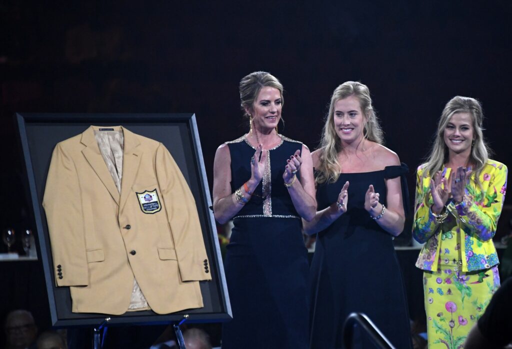 Path to ownership clear as Brittany Bowlen rejoins Broncos