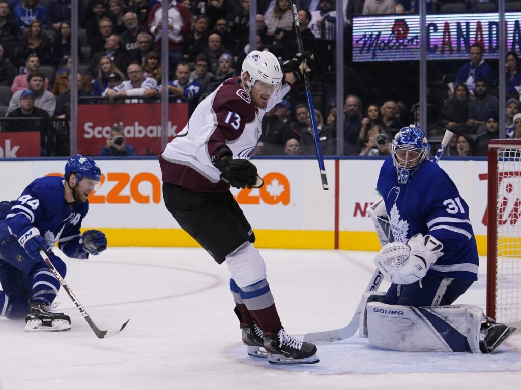 Unexpected star emerges in Avalanche’s fourth consecutive victory