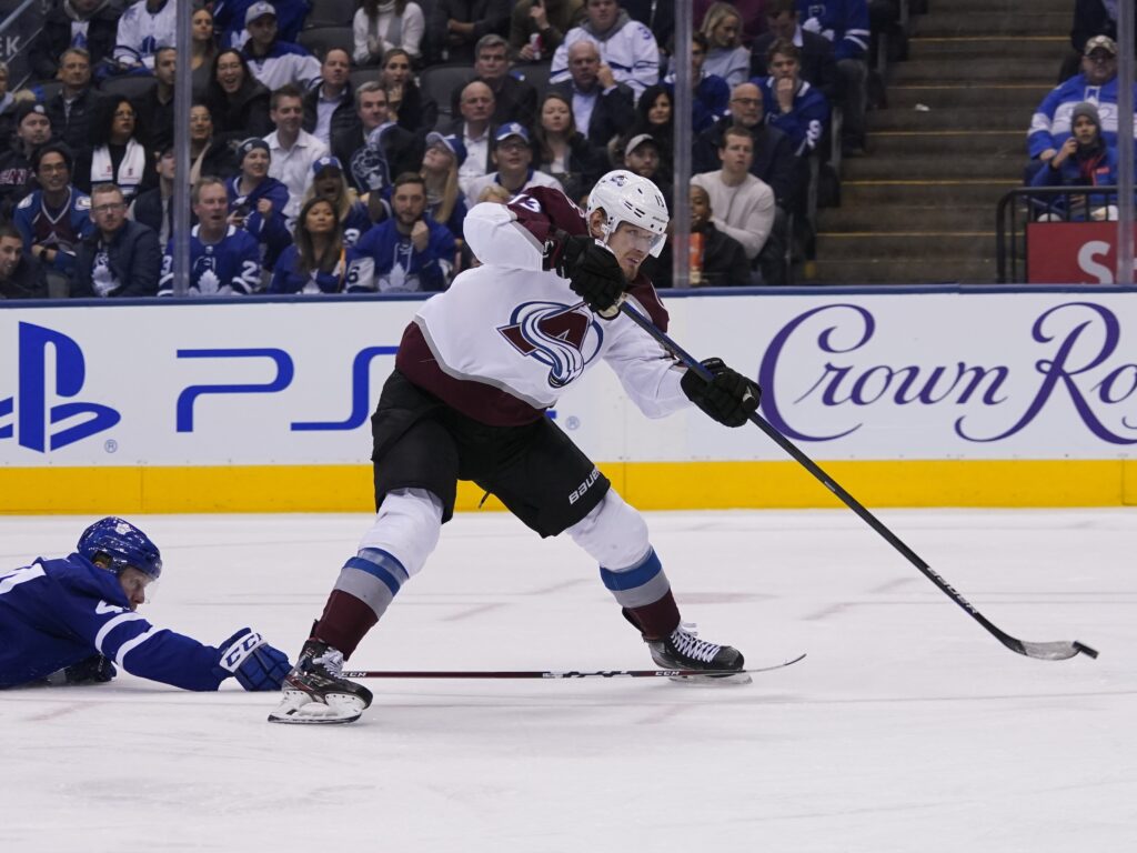 Avs Game 27 Grades: From Russia with Love