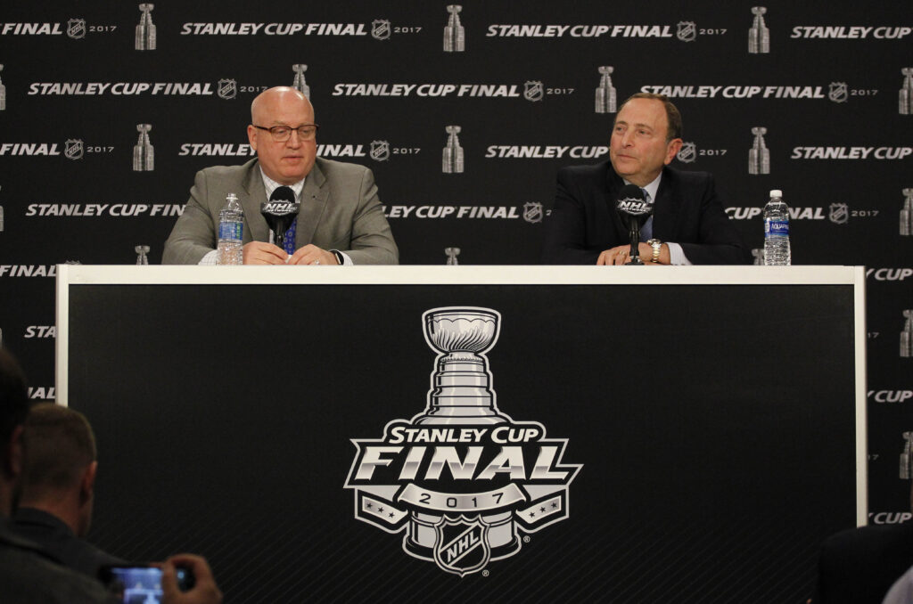 BSN Exclusive: NHL players lost 14-percent of pay for 2015-16 from escrow loss
