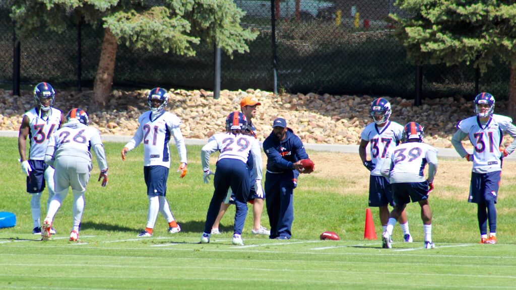 How Marcus Robertson landed the best position-coach job in the NFL