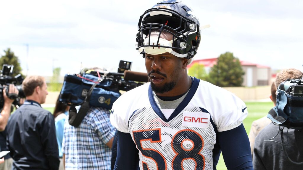 Broncos Film Room: Why Von Miller couldn’t get to the quarterback at the end of 2016
