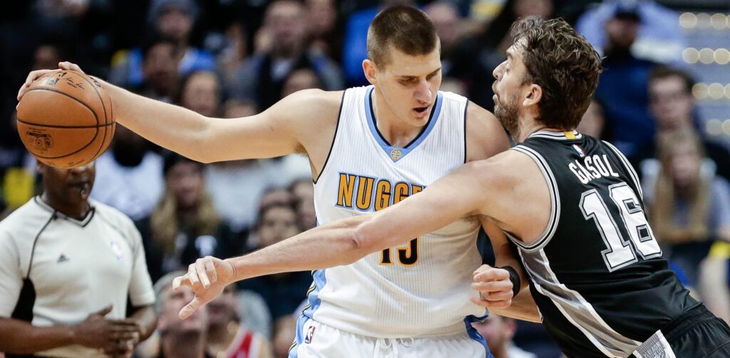 Spurs roast Nuggets, become fourth-straight team to score 120+ on Denver