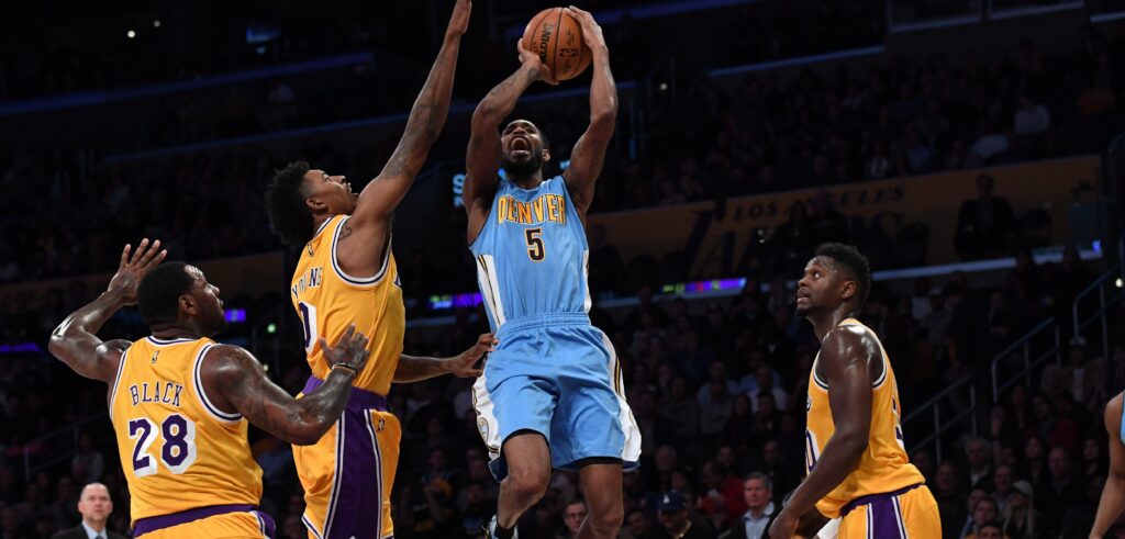 Jokic wills Nuggets to third-straight win