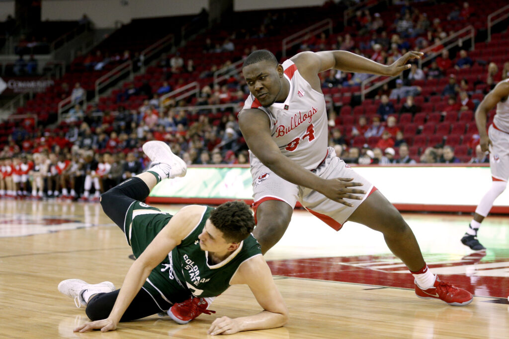 Offensive struggles, turnovers bite Rams on road against Bulldogs